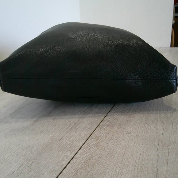 Vince Camuto Black Leather Cayra Minimalist hobo bag - Picture 4 of 9